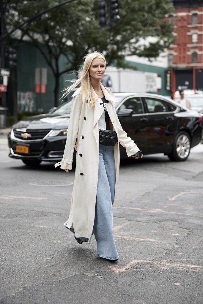 kadın trençkot kombinleri 2021 2 krem trenckot kombini