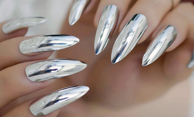 stiletto tırnak nedir