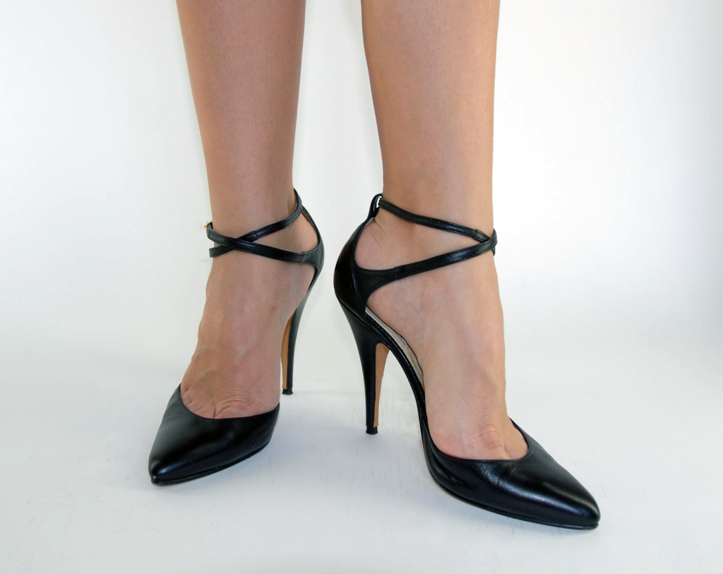 stiletto modelleri 2021 14 bilekten bağlamali stiletto
