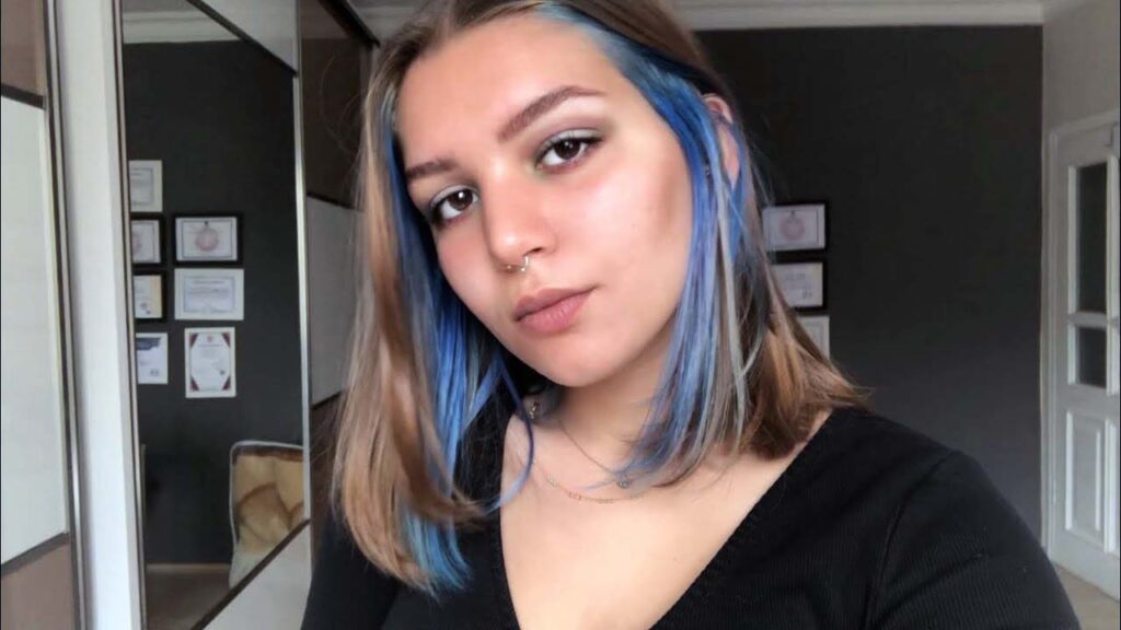 kulak arkası saç boyama modelleri ve fiyatları 3 kulak arkasi sac boyama mavi