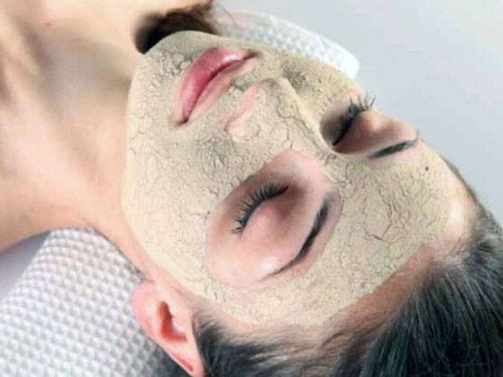 en etkili güzellik maskeleri 3 maya maskesi