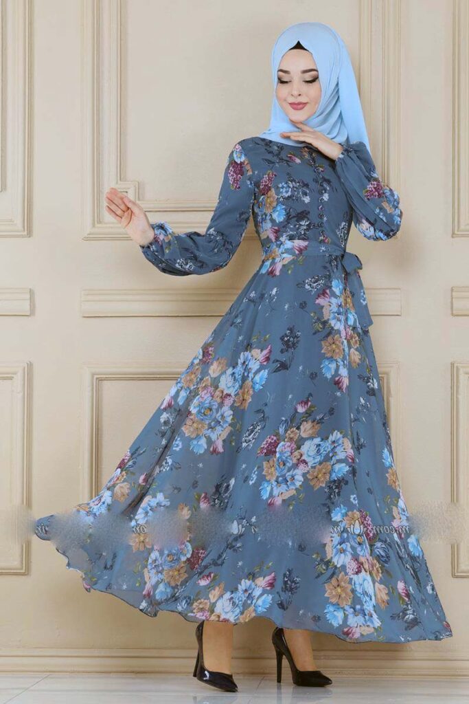 zarif cicekli tesettur elbise