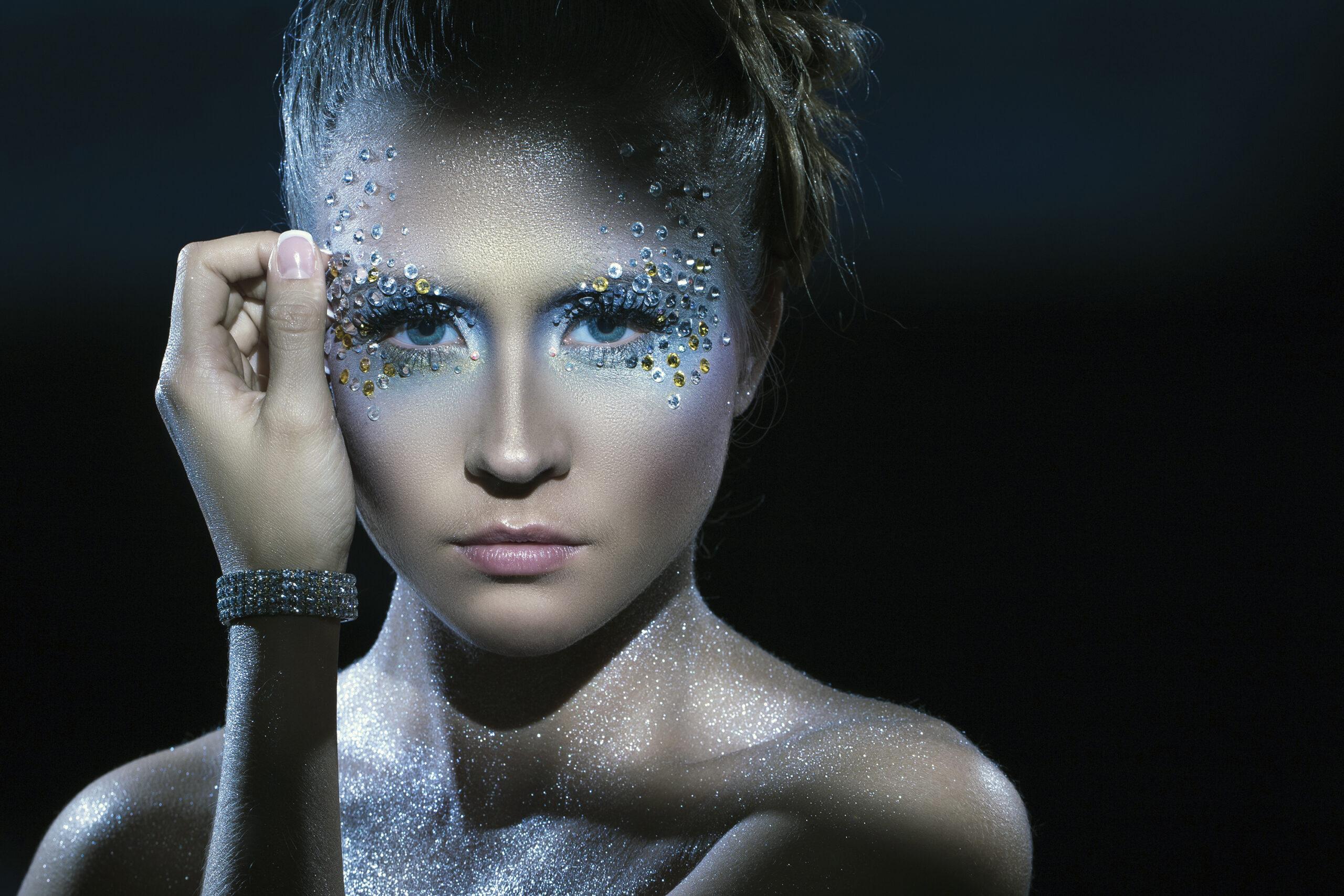 Mezuniyet Makyajı Modelleri 2023-2024 22 mezuniyet makyajı modelleri